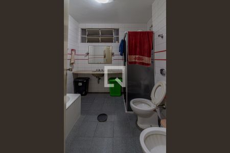 Apartamento à venda com 166m², 3 quartos e sem vagaBanheiro do Corredor