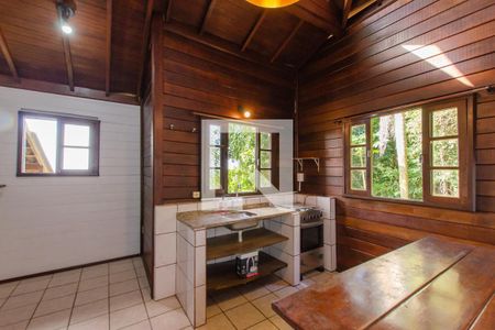 Casa de condomínio para alugar com 150m², 2 quartos e 2 vagas Casa de condomínio para alugar com 150m², 2 quartos e 2 vagasCozinha