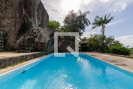 Casa de condomínio para alugar com 150m², 2 quartos e 2 vagas Casa de condomínio para alugar com 150m², 2 quartos e 2 vagasPiscina