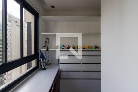 Apartamento à venda com 70m², 1 quarto e 1 vagaSuíte