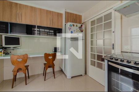 Casa para alugar com 240m², 3 quartos e 2 vagas Casa para alugar com 240m², 3 quartos e 2 vagasCozinha