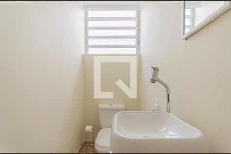 Casa para alugar com 240m², 3 quartos e 2 vagas Casa para alugar com 240m², 3 quartos e 2 vagasLavabo