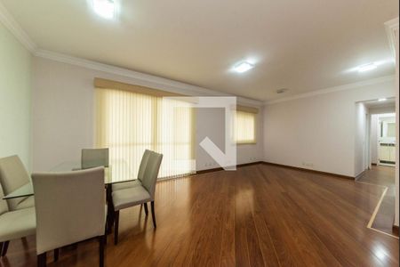 Sala de apartamento para alugar com 3 quartos, 120m² em Vila Gumercindo, São Paulo