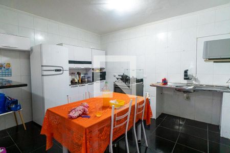Casa à venda com 150m², 3 quartos e 1 vagaSala/Cozinha