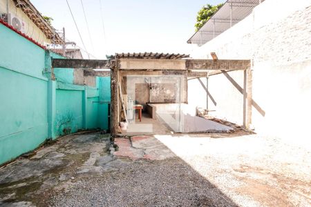 Casa à venda com 400m², 3 quartos e 6 vagasQuintal