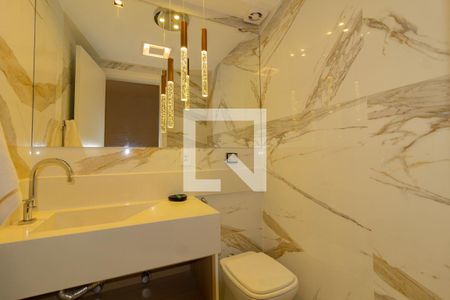 Apartamento à venda com 260m², 3 quartos e 2 vagas Apartamento à venda com 260m², 3 quartos e 2 vagasDetalhe do lavabo