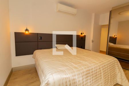 Apartamento à venda com 260m², 3 quartos e 2 vagas Apartamento à venda com 260m², 3 quartos e 2 vagasSuíte 1