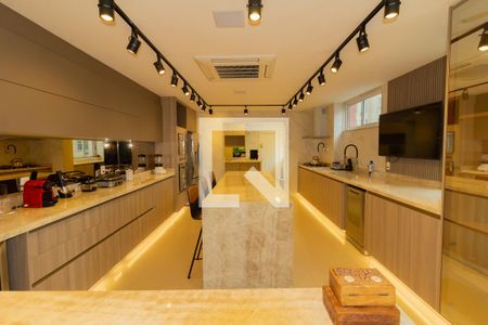 Apartamento à venda com 260m², 3 quartos e 2 vagas Apartamento à venda com 260m², 3 quartos e 2 vagasCozinha