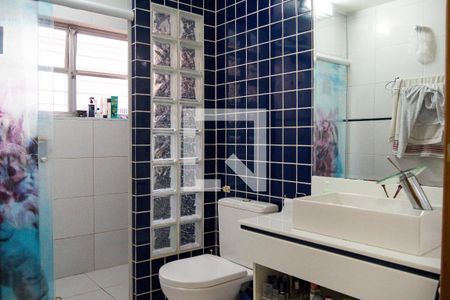 Casa à venda com 500m², 5 quartos e 5 vagasBanheiro Social Casa 1