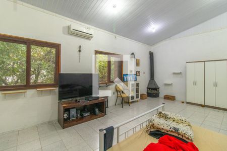 Quarto 2 - Suíte de casa à venda com 4 quartos, 260m² em Espírito Santo, Porto Alegre