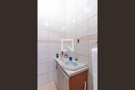 Casa à venda com 260m², 4 quartos e 4 vagasBanheiro - Casa 2