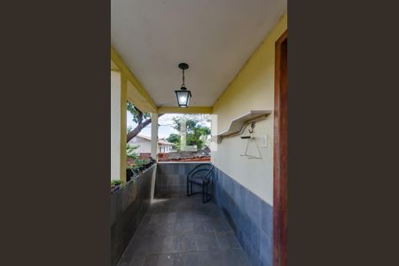 Varanda de casa à venda com 3 quartos, 360m² em Minascaixa, Belo Horizonte