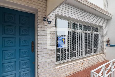 Casa à venda com 217m², 3 quartos e 4 vagasFachada