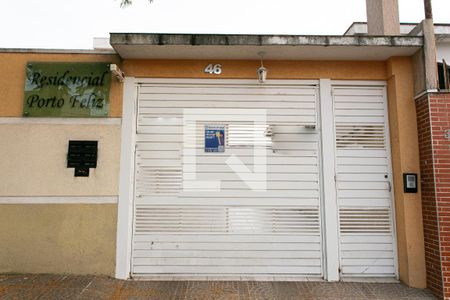 Casa de condomínio à venda com 100m², 2 quartos e 1 vagaFachada