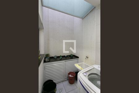 Casa de condomínio à venda com 100m², 2 quartos e 1 vagaÁrea de Serviço