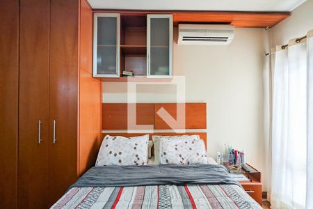 Casa à venda com 190m², 5 quartos e 3 vagas Casa à venda com 190m², 5 quartos e 3 vagasQuarto 2