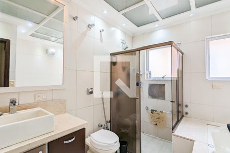 Casa à venda com 190m², 5 quartos e 3 vagas Casa à venda com 190m², 5 quartos e 3 vagasBanheiro