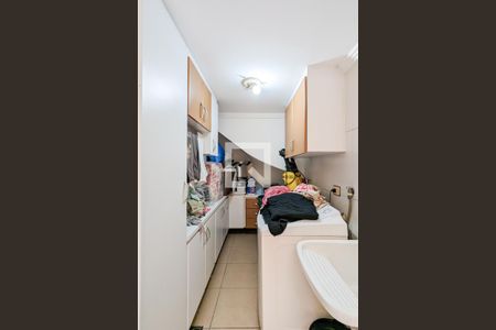 Casa à venda com 190m², 5 quartos e 3 vagas Casa à venda com 190m², 5 quartos e 3 vagasÁrea de serviço