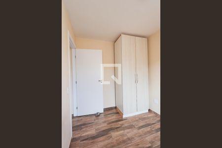Quarto 2 de apartamento para alugar com 2 quartos, 44m² em Jardim Petrópolis, Cotia