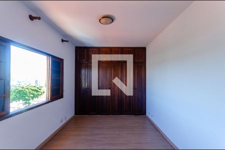 Quarto 1 de casa para alugar com 5 quartos, 232m² em Chácara Inglesa, São Paulo