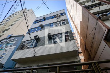 Apartamento à venda com 70m², 2 quartos e sem vagaFachada
