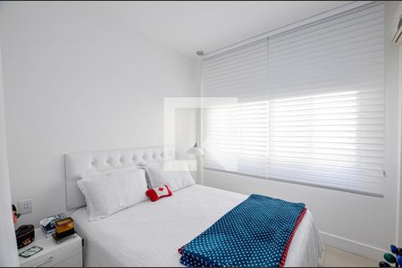Quarto / Sala de apartamento à venda com 2 quartos, 70m² em Icaraí, Niterói