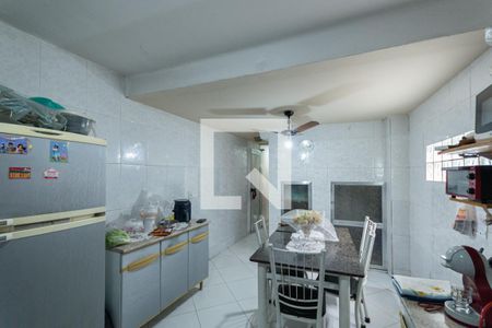 Casa à venda com 80m², 2 quartos e 1 vagaCozinha