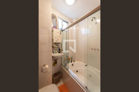 Casa à venda com 80m², 2 quartos e 1 vagaBanheiro Suíte 2