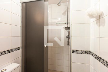 Apartamento para alugar com 69m², 2 quartos e 1 vagaBanheiro corredor