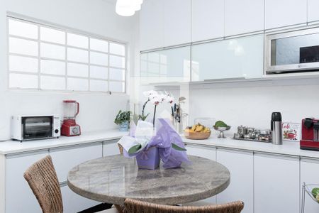 Casa à venda com 350m², 4 quartos e 7 vagasCozinha