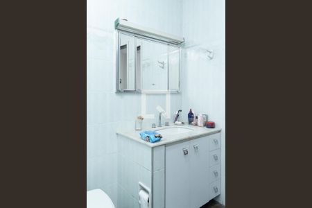 Casa à venda com 350m², 4 quartos e 7 vagasBanheiro 1