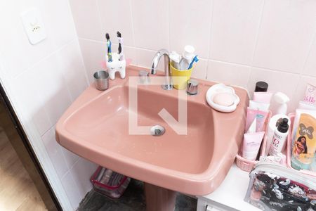 Casa à venda com 350m², 4 quartos e 7 vagasBanheiro 2