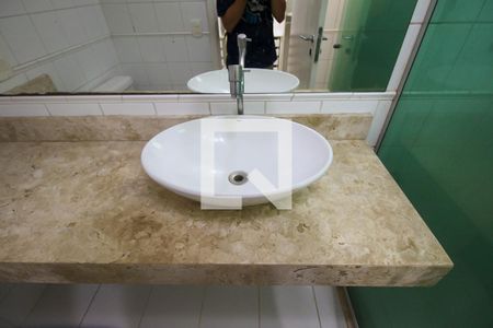 Apartamento para alugar com 136m², 3 quartos e 2 vagas Apartamento para alugar com 136m², 3 quartos e 2 vagasBanheiro da Suíte
