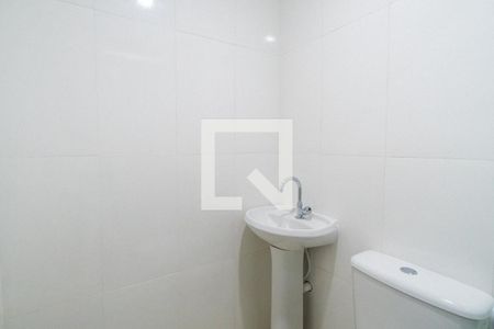 Banheiro de apartamento para alugar com 1 quarto, 25m² em Vila Clementino, São Paulo