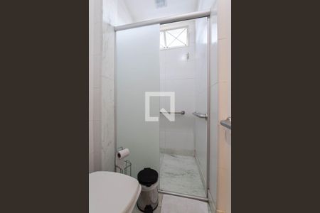 Casa à venda com 386m², 9 quartos e 4 vagasBanheiro social 2