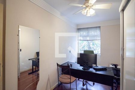 Casa à venda com 386m², 9 quartos e 4 vagasQuarto 1