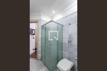 Casa à venda com 386m², 9 quartos e 4 vagasBanheiro da suíte