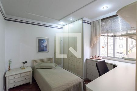 Casa à venda com 386m², 9 quartos e 4 vagasQuarto 5