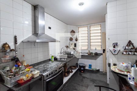 Casa à venda com 386m², 9 quartos e 4 vagasCozinha