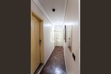 Casa à venda com 386m², 9 quartos e 4 vagasCorredor