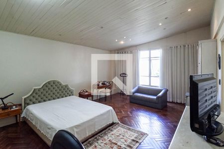 Casa à venda com 386m², 9 quartos e 4 vagasQuarto 4