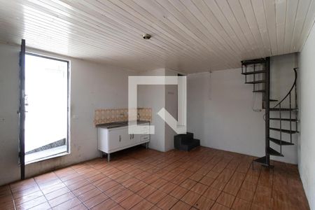 Sala/Cozinha de casa para alugar com 1 quarto, 38m² em Vila Nivi, São Paulo