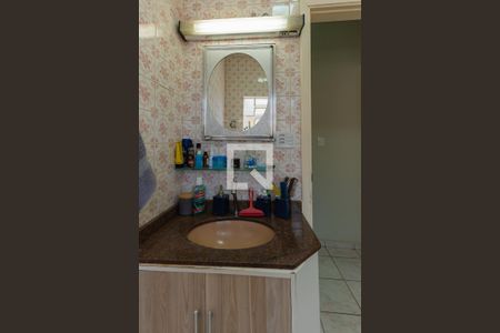 Casa à venda com 137m², 3 quartos e 1 vagaBanheiro