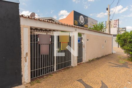 Casa à venda com 137m², 3 quartos e 1 vagaFachada