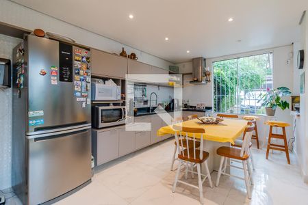 Casa à venda com 120m², 3 quartos e 2 vagasCozinha