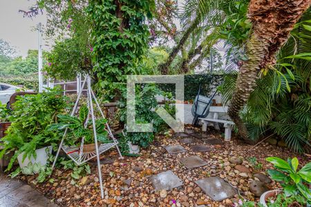 Casa à venda com 120m², 3 quartos e 2 vagasQuintal