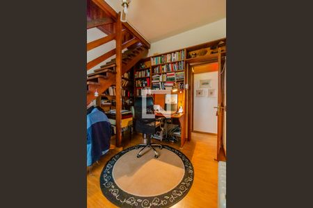 Casa à venda com 120m², 3 quartos e 2 vagasEscritório