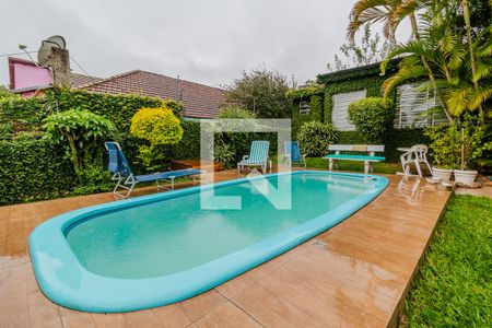 Casa à venda com 120m², 3 quartos e 2 vagasQuintal