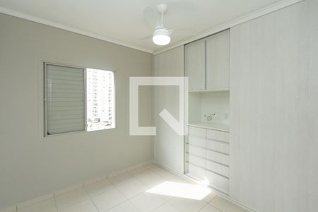 Suíte  de apartamento à venda com 3 quartos, 90m² em Vila Olímpia, São Paulo