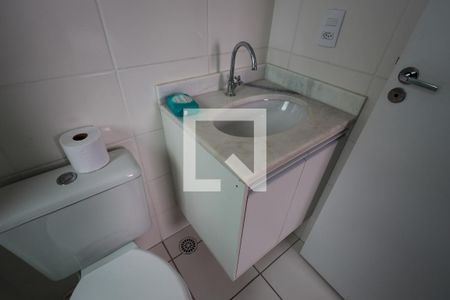 Apartamento para alugar com 70m², 3 quartos e 1 vaga Apartamento para alugar com 70m², 3 quartos e 1 vagaBanheiro da suíte - detalhes